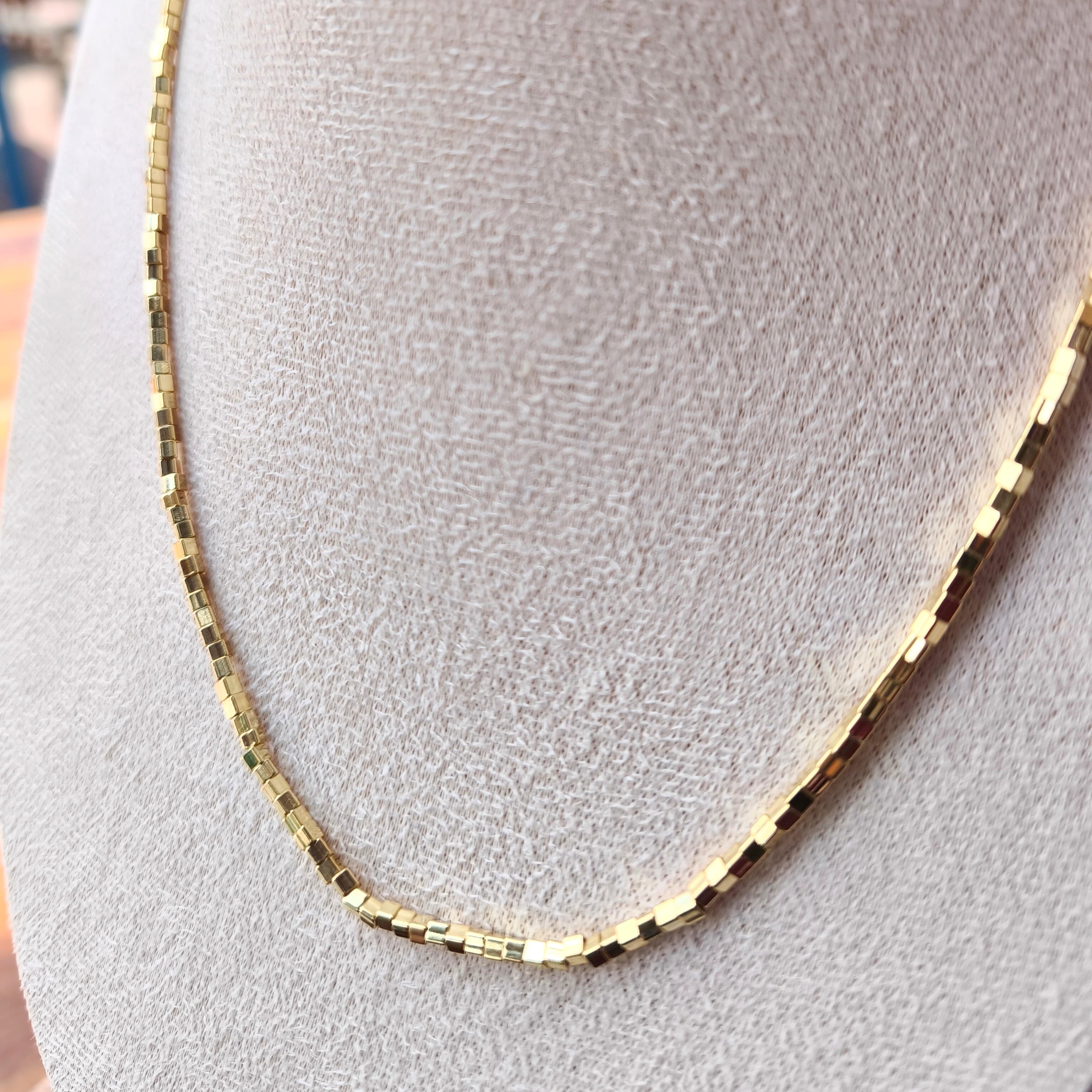 Necklace "Hilo de Sol"